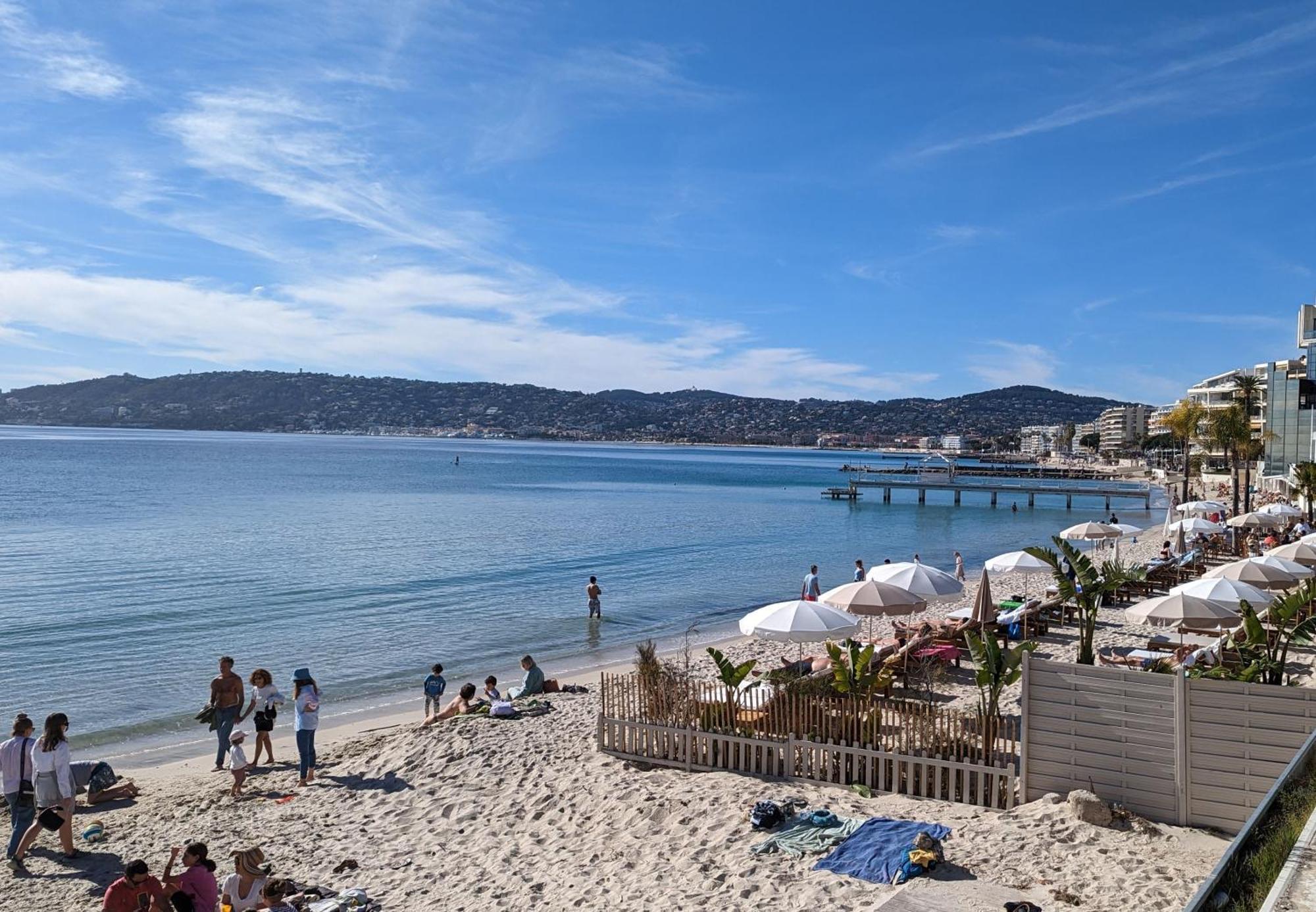 Superbe Appartement Vue Mer Panoramique Juan-les-Pins Exteriör bild