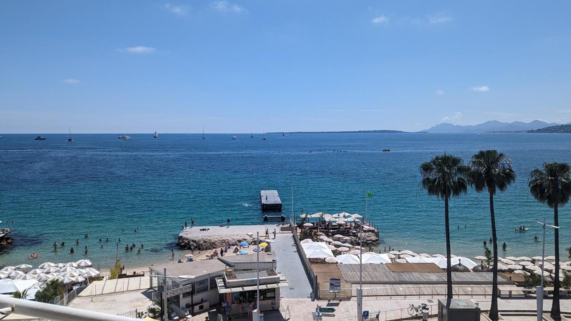 Superbe Appartement Vue Mer Panoramique Juan-les-Pins Exteriör bild