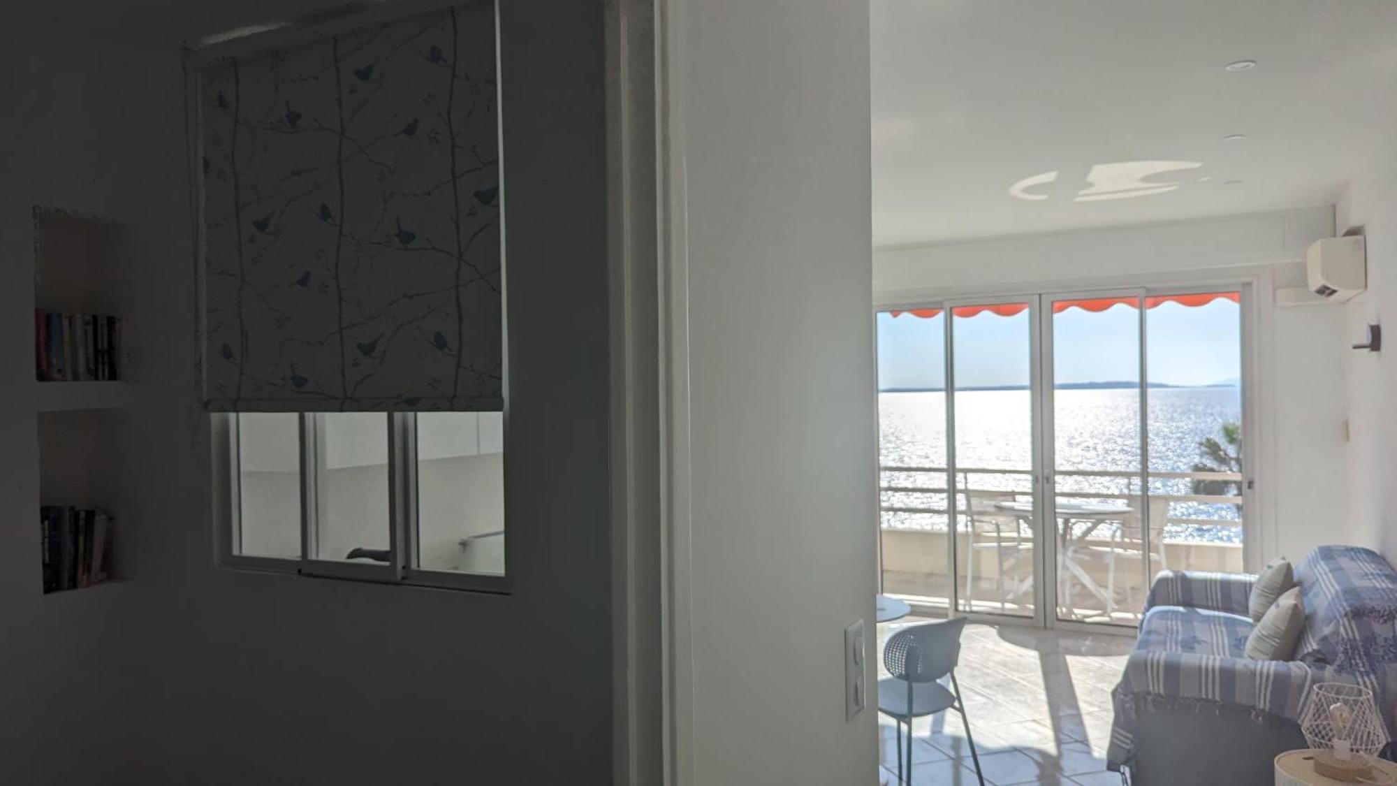 Superbe Appartement Vue Mer Panoramique Juan-les-Pins Exteriör bild
